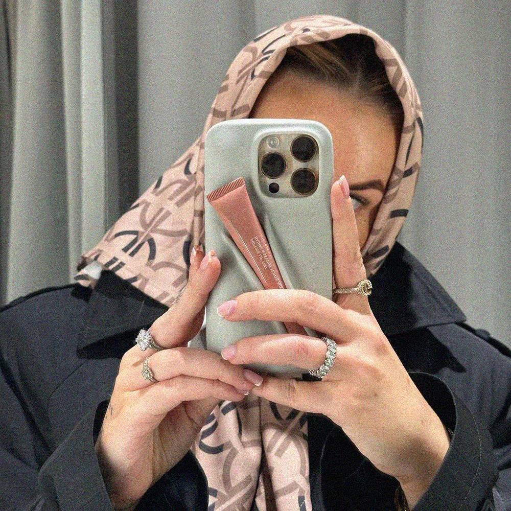 Lip Gloss iPhone Case - Image 6